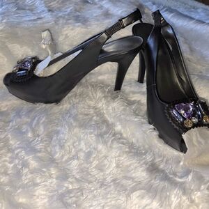 Nine & Co. Womens Black Slingback Peep Toe Purple And Clear Crystal 4 Inch Heels
